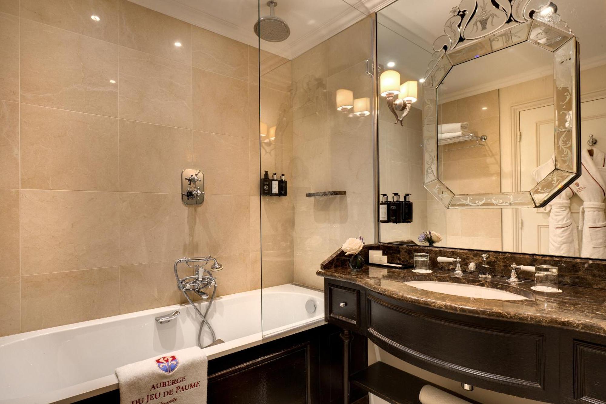 Premium Double Room,1765872734:JPEG