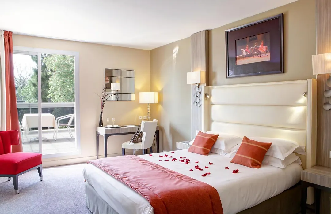 Best Western Plus Hotel Du Parc Chantilly-1